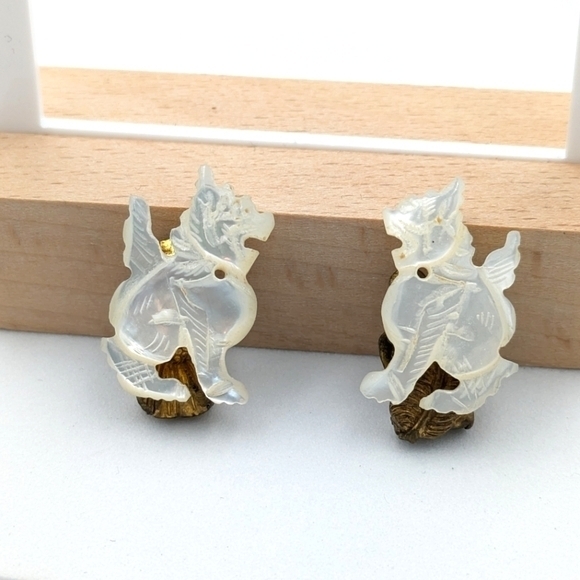 Antique Jewelry - Antique White Opalescent Carved Clip-On Earrings
